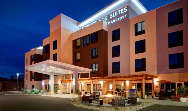 TownePlace Suites Richmond Exterior