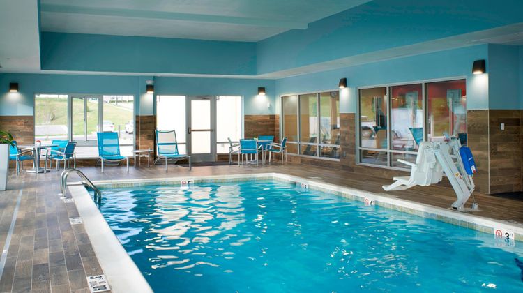 TownePlace Suites Richmond Pool