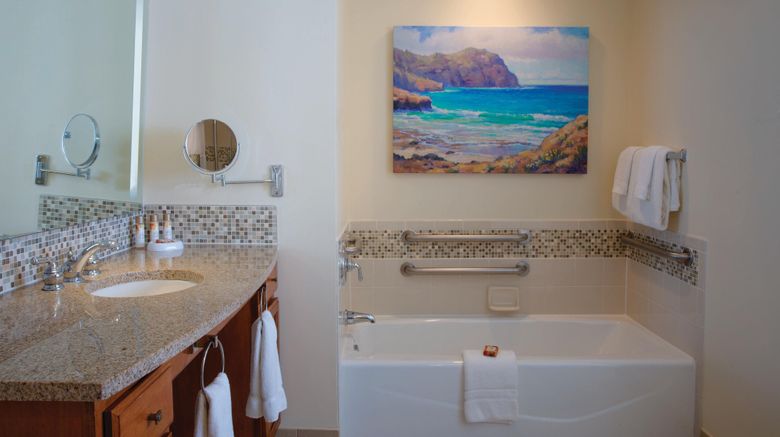 <b>Marriott's Waiohai Beach Club Room</b>. Images powered by <a href="https://www.leonardoworldwide.com/" title="Leonardo Worldwide" target="_blank">Leonardo</a>.