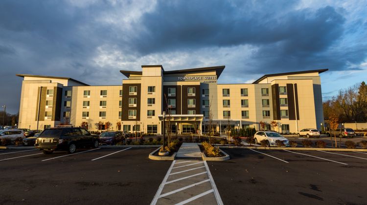 TownePlace Suites by Marriott Beaverton Exterior