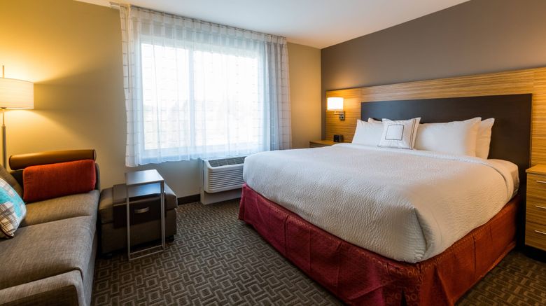<b>TownePlace Suites by Marriott Beaverton Suite</b>. Images powered by <a href="https://www.leonardoworldwide.com/" title="Leonardo Worldwide" target="_blank">Leonardo</a>.