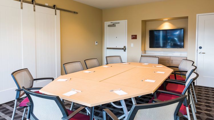TownePlace Suites by Marriott Beaverton Meeting