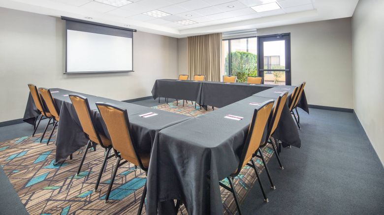 <b>Residence Inn Phoenix NW/Surprise Meeting</b>. Images powered by <a href="https://www.leonardoworldwide.com/" title="Leonardo Worldwide" target="_blank">Leonardo</a>.
