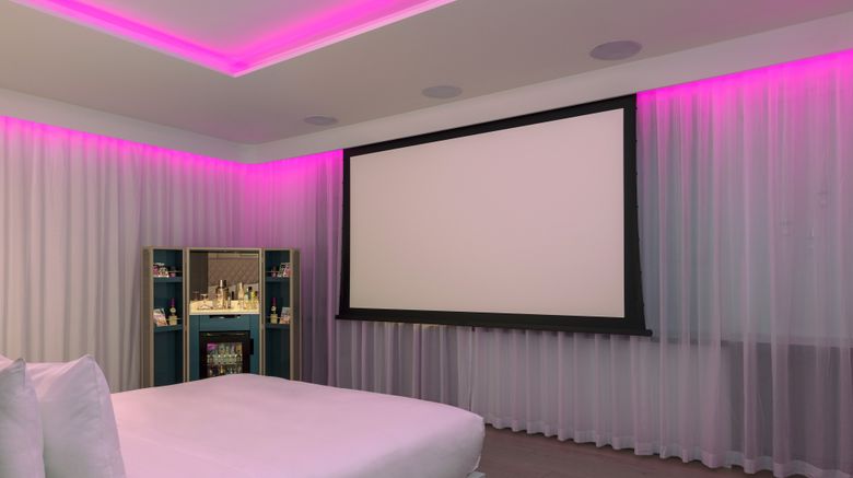 <b>W London - Leicester Square Suite</b>. Images powered by <a href="https://www.leonardoworldwide.com/" title="Leonardo Worldwide" target="_blank">Leonardo</a>.