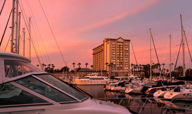 The Ritz-Carlton, Marina Del Rey Exterior