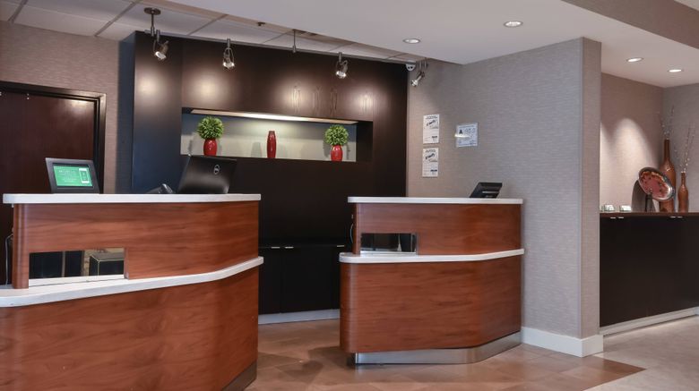 <b>Courtyard Charlotte Lake Norman Lobby</b>. Images powered by <a href="https://www.leonardoworldwide.com/" title="Leonardo Worldwide" target="_blank">Leonardo</a>.