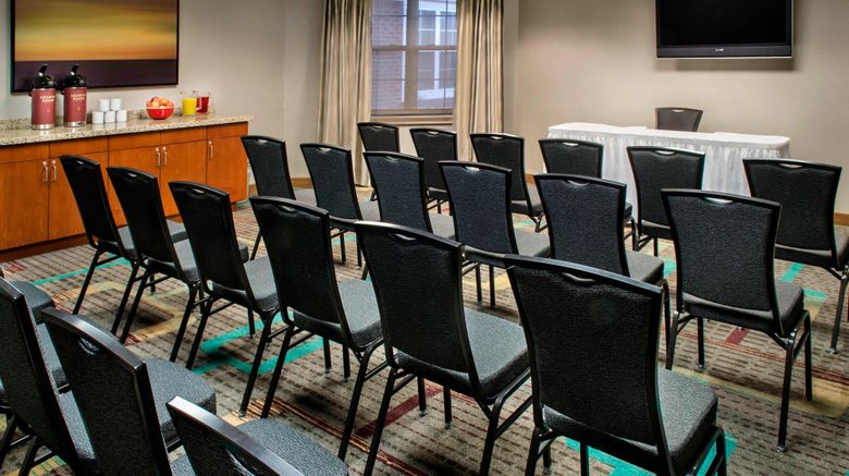 <b>Residence Inn Pittsburgh Cranberry Towns Meeting</b>. Images powered by <a href="https://www.leonardoworldwide.com/" title="Leonardo Worldwide" target="_blank">Leonardo</a>.