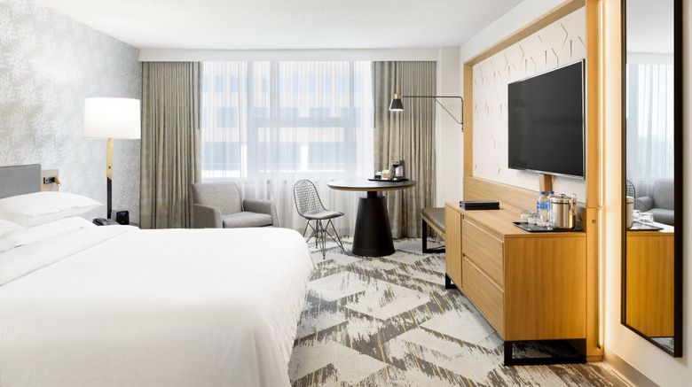 <b>Sheraton Cerritos Hotel Room</b>. Images powered by <a href="https://www.leonardoworldwide.com/" title="Leonardo Worldwide" target="_blank">Leonardo</a>.