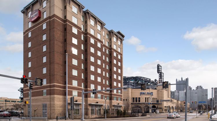 Residence Inn Pittsburgh North Shore Exterior