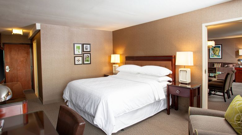 <b>Sheraton Pittsburgh Airport Hotel Suite</b>. Images powered by <a href="https://www.leonardoworldwide.com/" title="Leonardo Worldwide" target="_blank">Leonardo</a>.