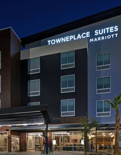 TownePlace Stes Phoenix Glendale Sports