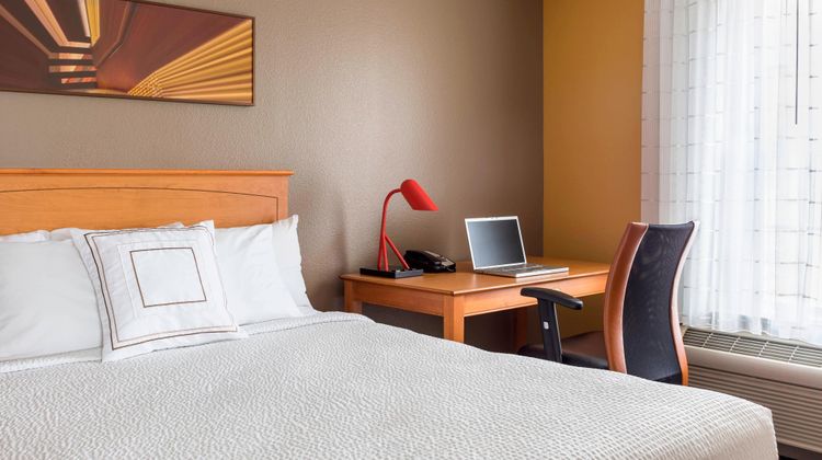 TownePlace Suites Phoenix North Room