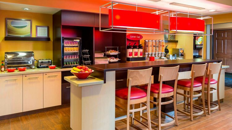 TownePlace Suites Phoenix North Restaurant