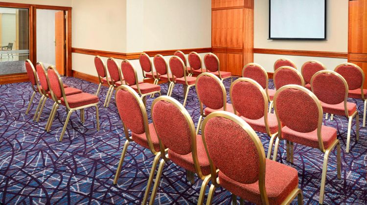 Sheraton Skyline Hotel London Heathrow Meeting