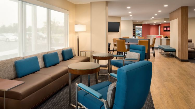 TownePlace Suites by Marriott Minooka Lobby