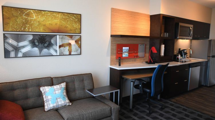 TownePlace Suites KC at Briarcliff Room