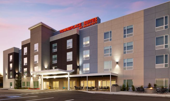 TownePlace Suites Tampa East/I-4 Exterior