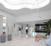 Karol St Petersburg-A Tribute Portfolio Lobby