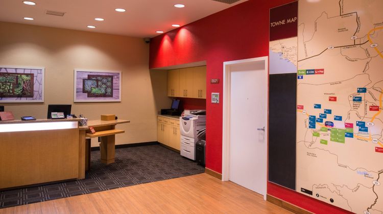 TownePlace Suites Thousand Oaks Ventura Lobby