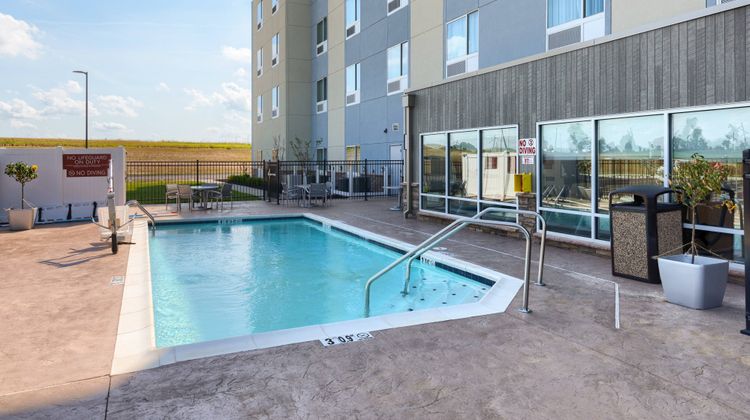 TownePlace Suites Owensboro Pool