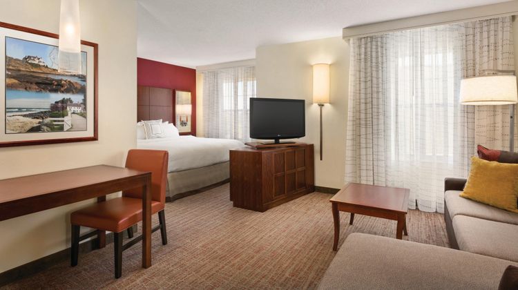 Residence Inn Newport Middletown Suite
