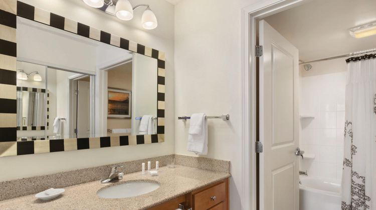 Residence Inn Newport Middletown Room