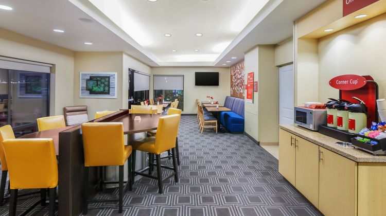 TownePlace Suites Tulsa North/Owasso Restaurant