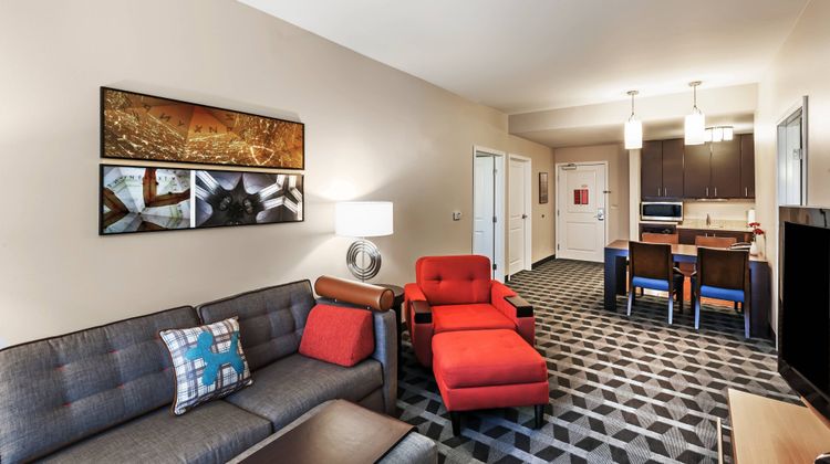 TownePlace Suites Tulsa North/Owasso Suite