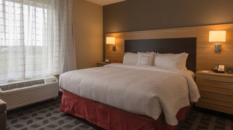 TownePlace Suites Syracuse Clay Suite