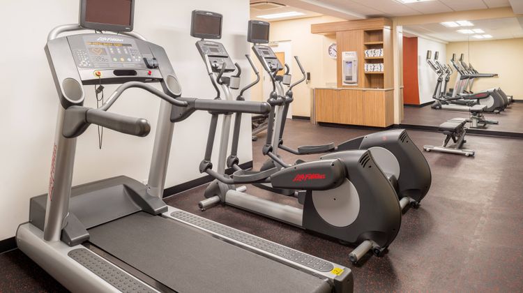 TownePlace Suites New Hartford Recreation
