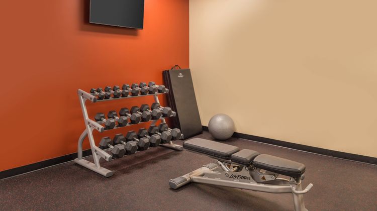 TownePlace Suites New Hartford Recreation