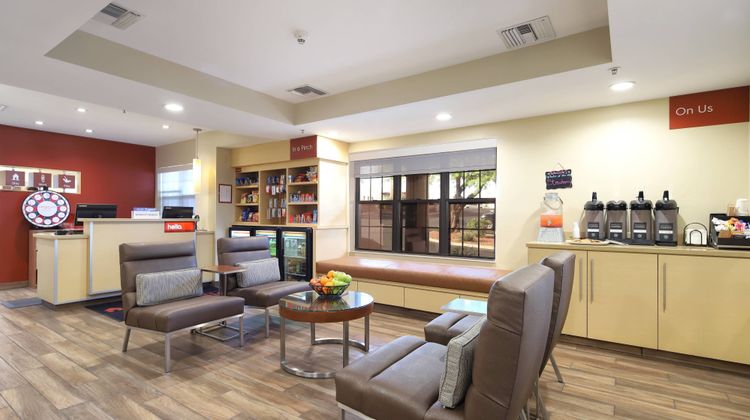 TownePlace Suites Tucson Lobby