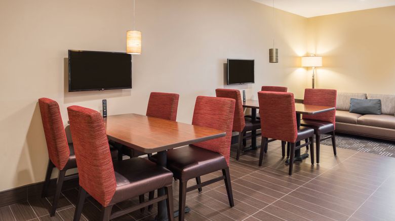 <b>TownePlace Suites New Hartford Restaurant</b>. Images powered by <a href="https://www.leonardoworldwide.com/" title="Leonardo Worldwide" target="_blank">Leonardo</a>.