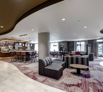 Courtyard Columbus Easton Lobby