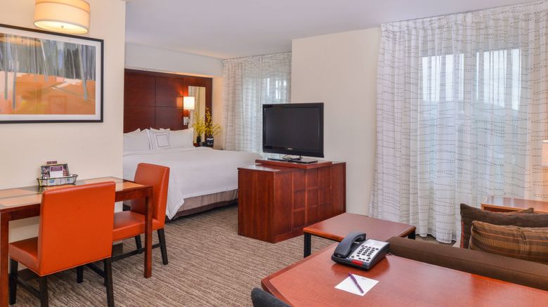 <b>Residence Inn North Conway Suite</b>. Images powered by <a href="https://www.leonardoworldwide.com/" title="Leonardo Worldwide" target="_blank">Leonardo</a>.