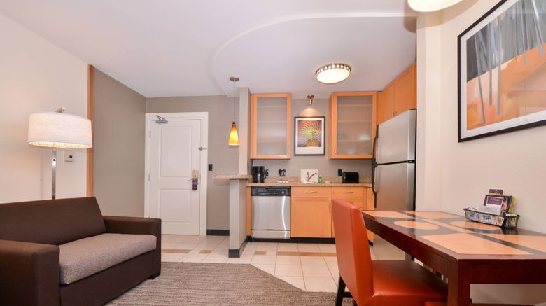 <b>Residence Inn North Conway Room</b>. Images powered by <a href="https://www.leonardoworldwide.com/" title="Leonardo Worldwide" target="_blank">Leonardo</a>.