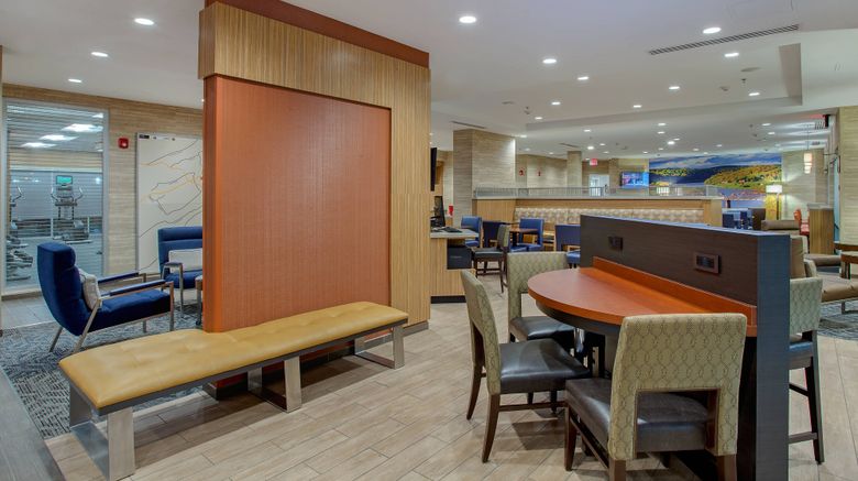 <b>TownePlace Suites Knoxville Oak Ridge Lobby</b>. Images powered by <a href="https://www.leonardoworldwide.com/" title="Leonardo Worldwide" target="_blank">Leonardo</a>.