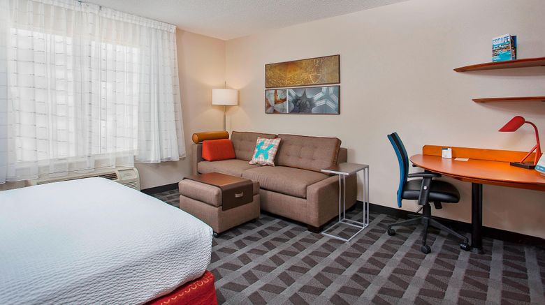 <b>TownePlace Suites Knoxville Cedar Bluff Room</b>. Images powered by <a href="https://www.leonardoworldwide.com/" title="Leonardo Worldwide" target="_blank">Leonardo</a>.
