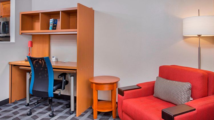 TownePlace Suites Knoxville Cedar Bluff Suite