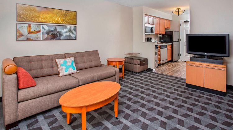 TownePlace Suites Knoxville Cedar Bluff Room