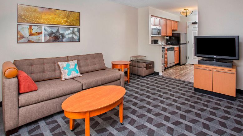 <b>TownePlace Suites Knoxville Cedar Bluff Room</b>. Images powered by <a href="https://www.leonardoworldwide.com/" title="Leonardo Worldwide" target="_blank">Leonardo</a>.