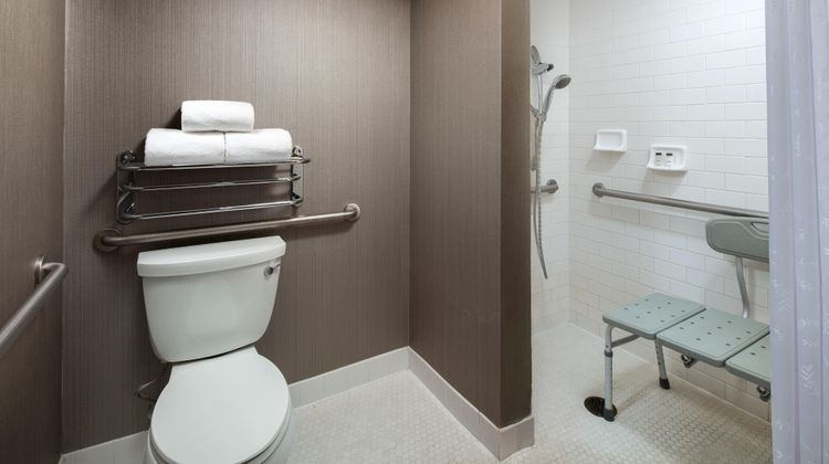 Sheraton Fairplex Hotel & Conference Ctr Room