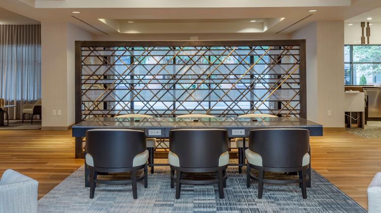 Sheraton Suites Old Town Alexandria Lobby