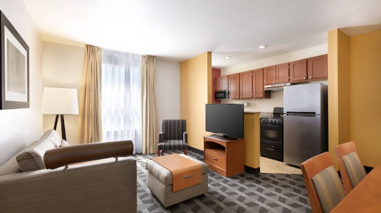 TownePlace Suites by Marriott Room