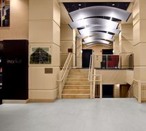 Courtyard by Marriott Columbus Downtown Lobby