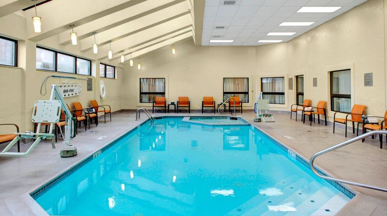 <b>Courtyard by Marriott Columbus Downtown Pool</b>. Images powered by <a href="https://www.leonardoworldwide.com/" title="Leonardo Worldwide" target="_blank">Leonardo</a>.