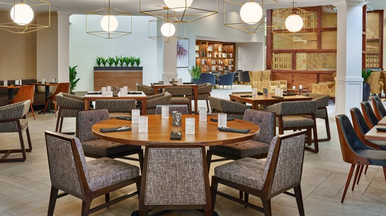 <b>Sheraton Portland Airport Hotel Restaurant</b>. Images powered by <a href="https://www.leonardoworldwide.com/" title="Leonardo Worldwide" target="_blank">Leonardo</a>.