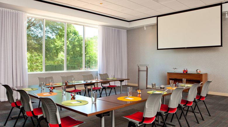 <b>Aloft Raleigh Meeting</b>. Images powered by <a href="https://www.leonardoworldwide.com/" title="Leonardo Worldwide" target="_blank">Leonardo</a>.