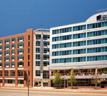 Aloft Raleigh Exterior