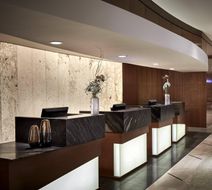 Seattle Marriott Waterfront Lobby